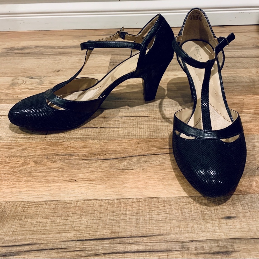 Naturalizer Heels